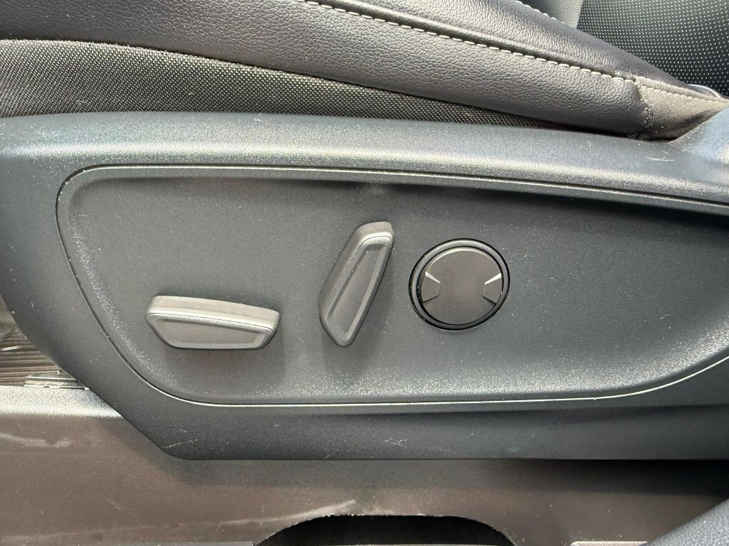 2021 Ford Escape Image 36
