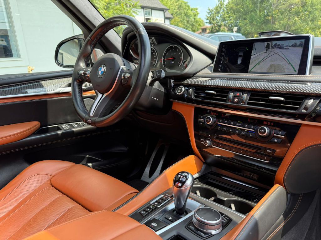 2017 BMW X5 Image 32