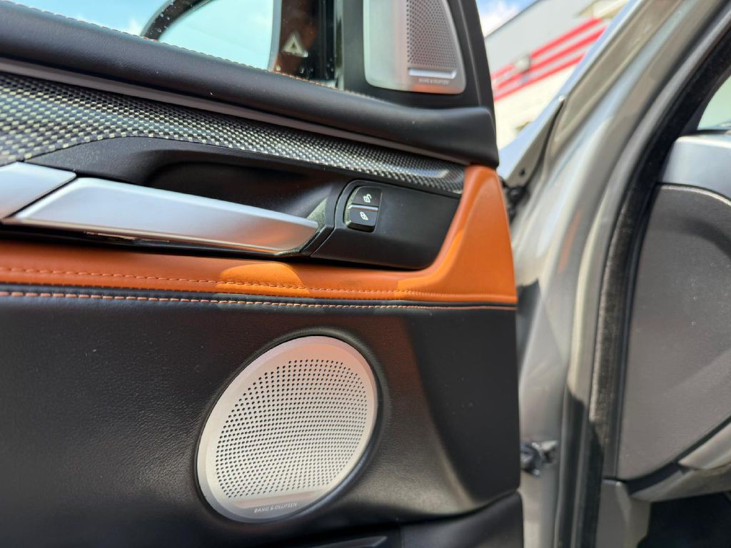 2017 BMW X5 Image 39