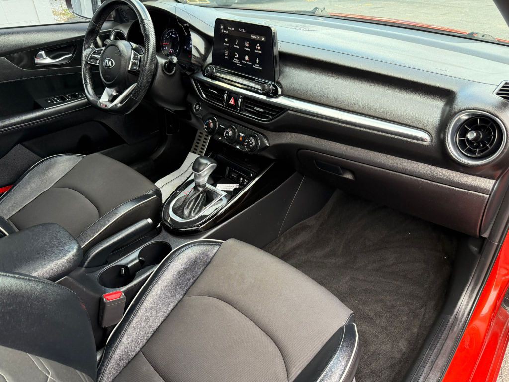 2020 Kia Forte Image 15