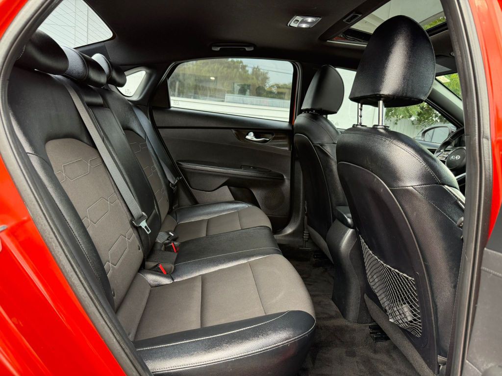 2020 Kia Forte Image 16