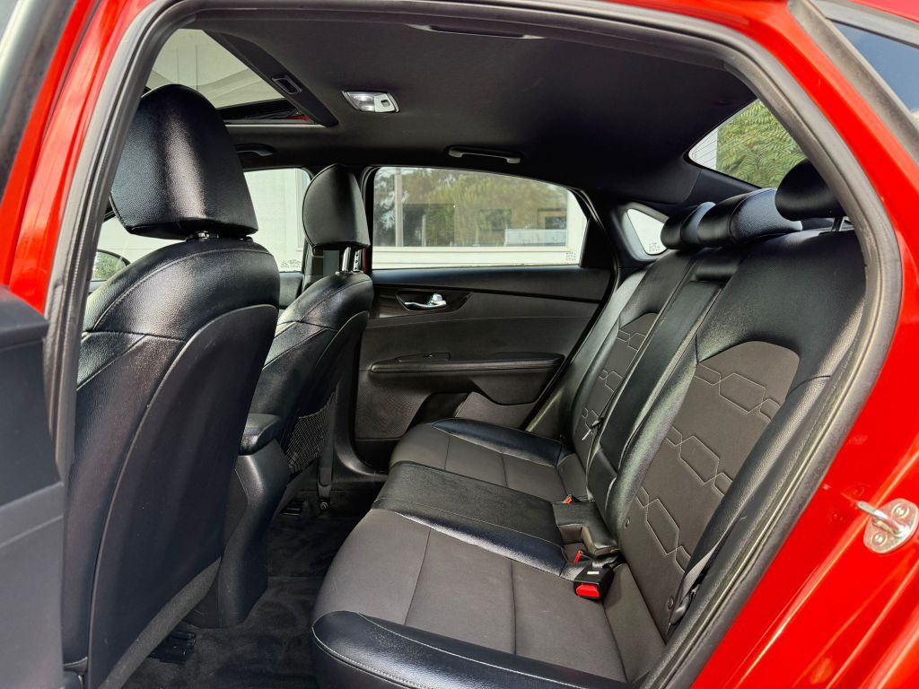 2020 Kia Forte Image 17