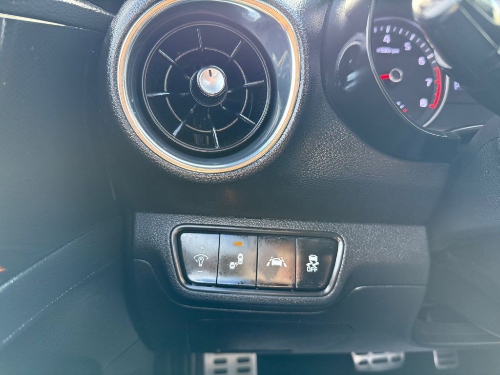 2020 Kia Forte Image 29