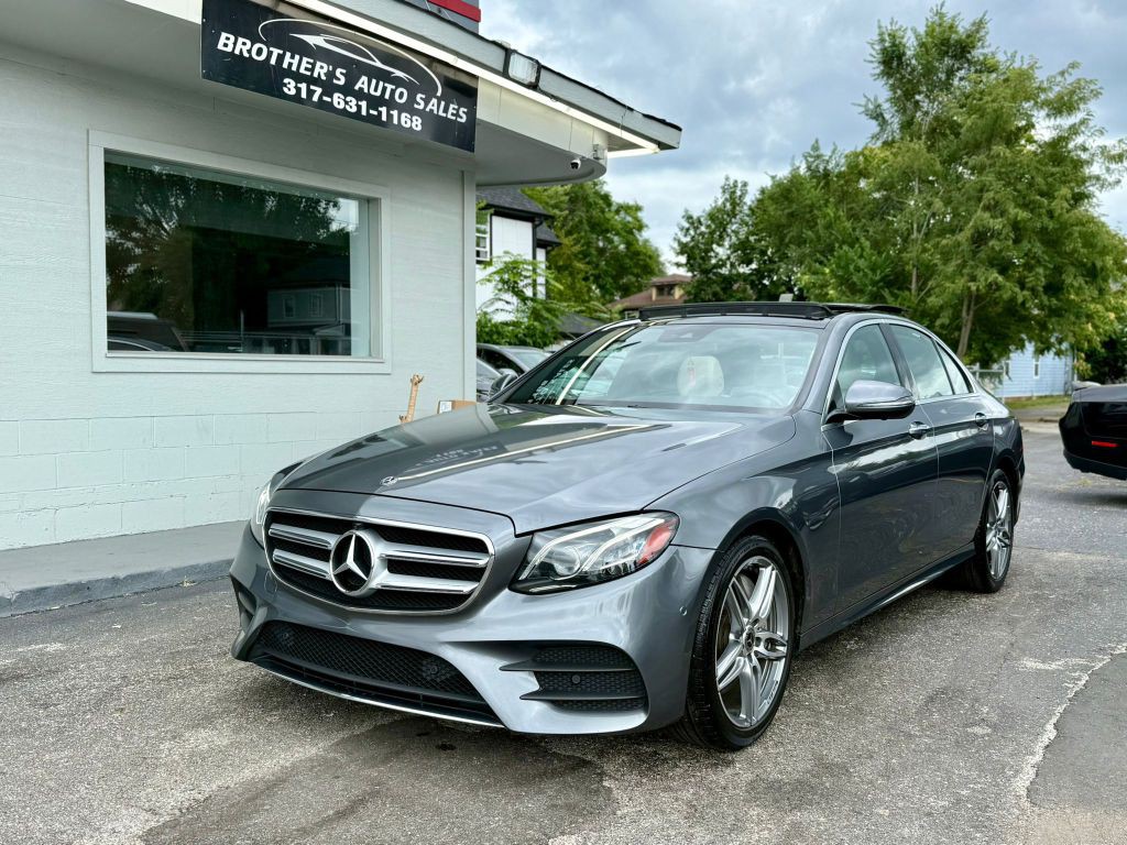 2019 Mercedes-Benz E-Class Image 1
