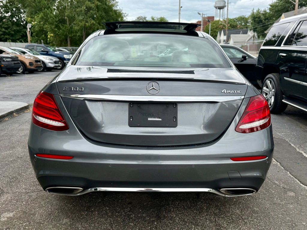 2019 Mercedes-Benz E-Class Image 13