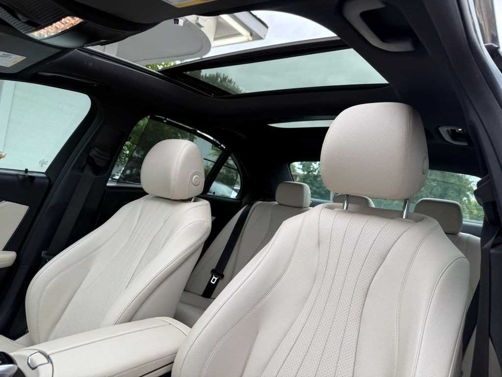 2019 Mercedes-Benz E-Class Image 21