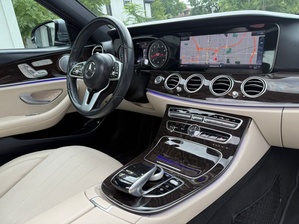 2019 Mercedes-Benz E-Class Image 28