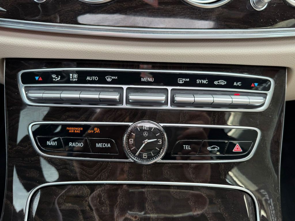 2019 Mercedes-Benz E-Class Image 33