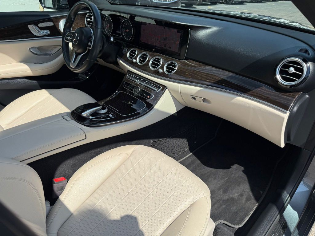 2019 Mercedes-Benz E-Class Image 16