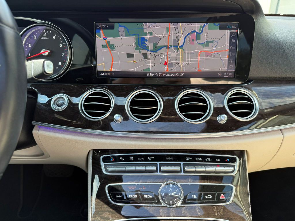 2019 Mercedes-Benz E-Class Image 22