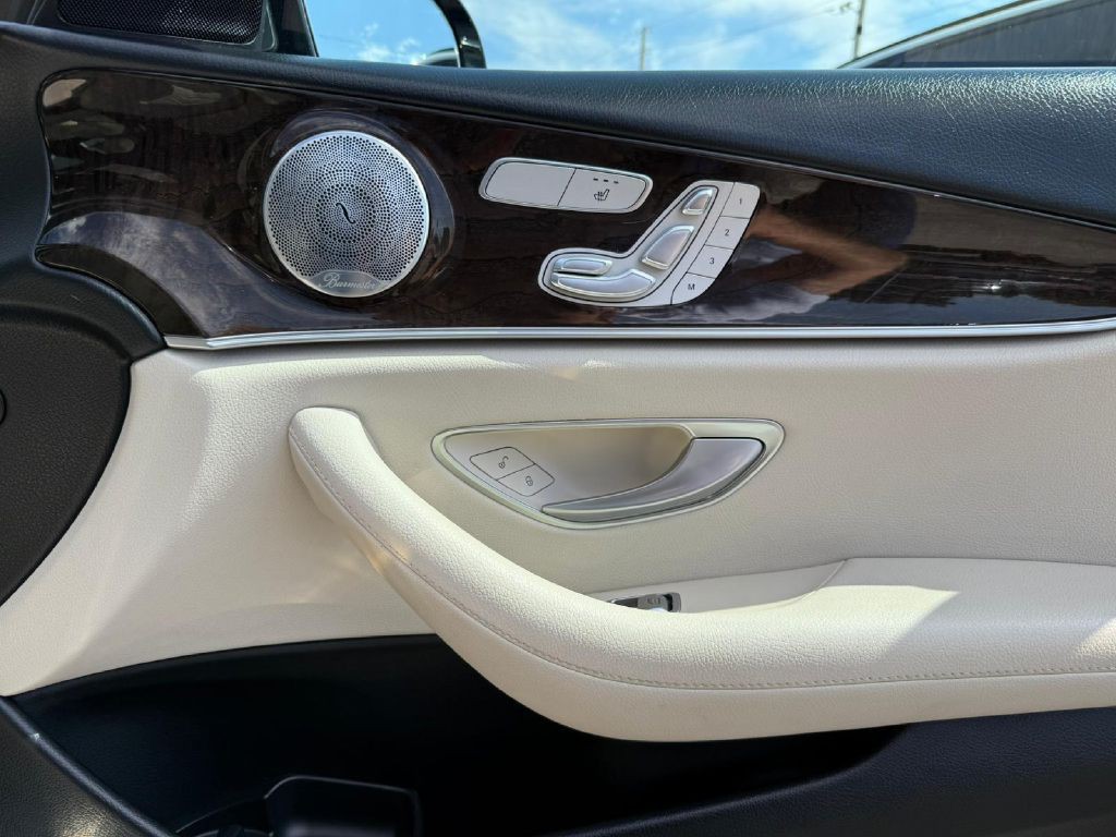 2019 Mercedes-Benz E-Class Image 34