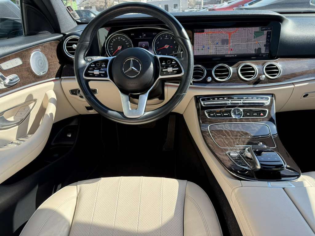 2019 Mercedes-Benz E-Class Image 17