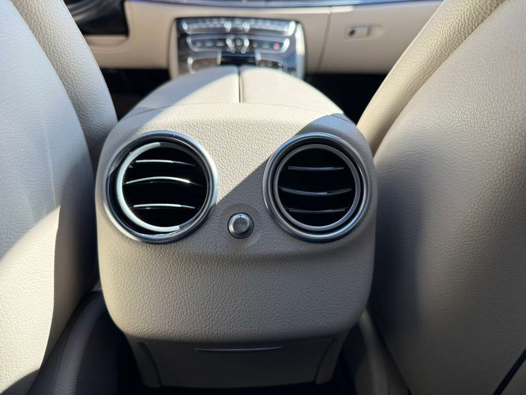 2019 Mercedes-Benz E-Class Image 41