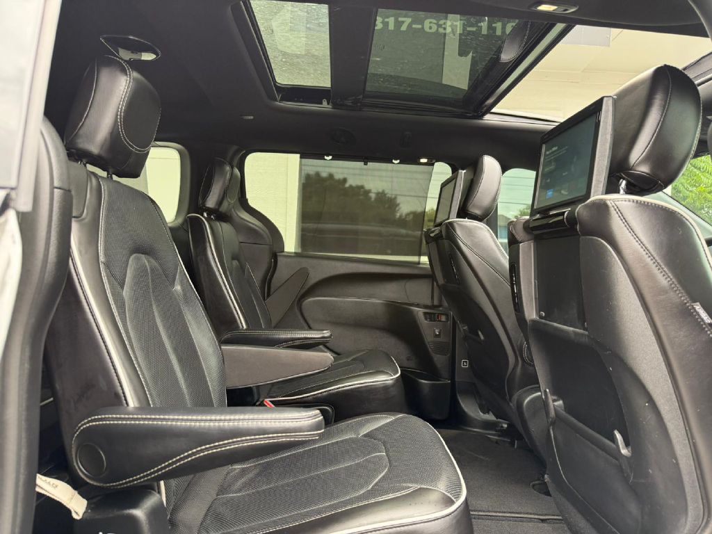 2023 Chrysler Pacifica Image 20