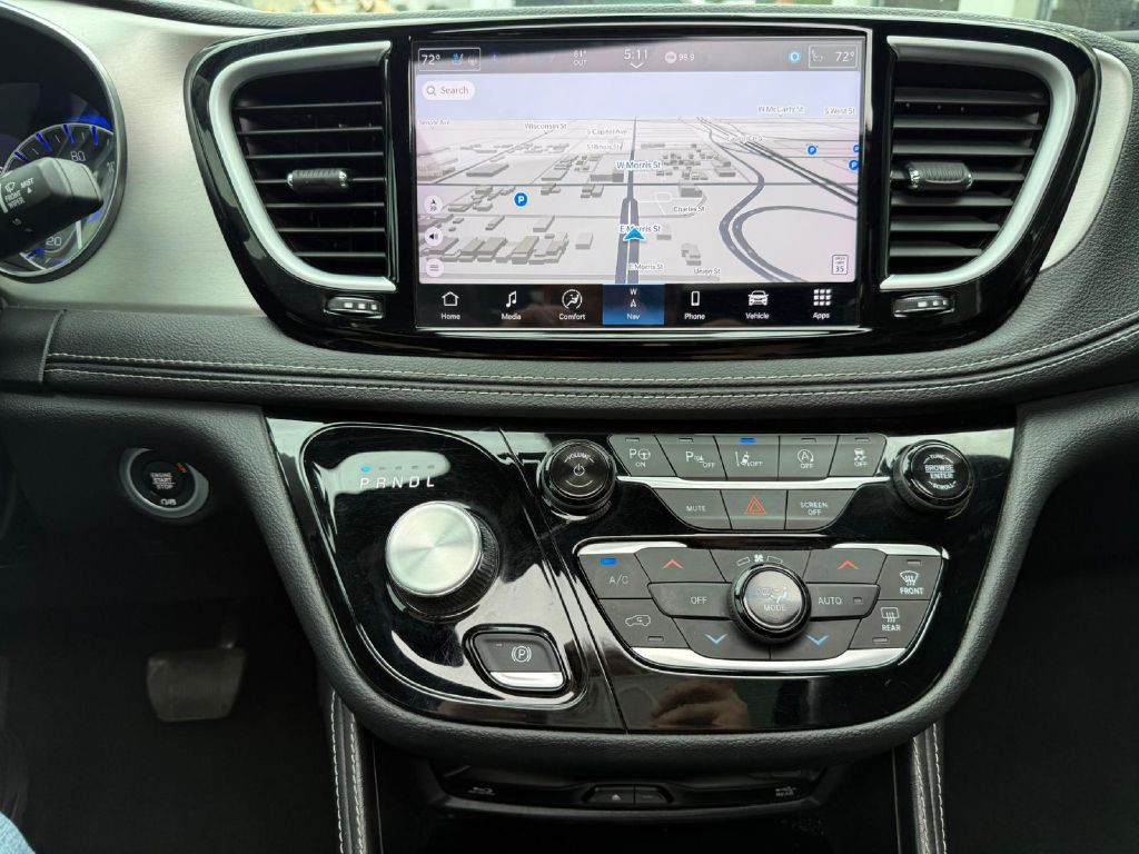 2023 Chrysler Pacifica Image 27