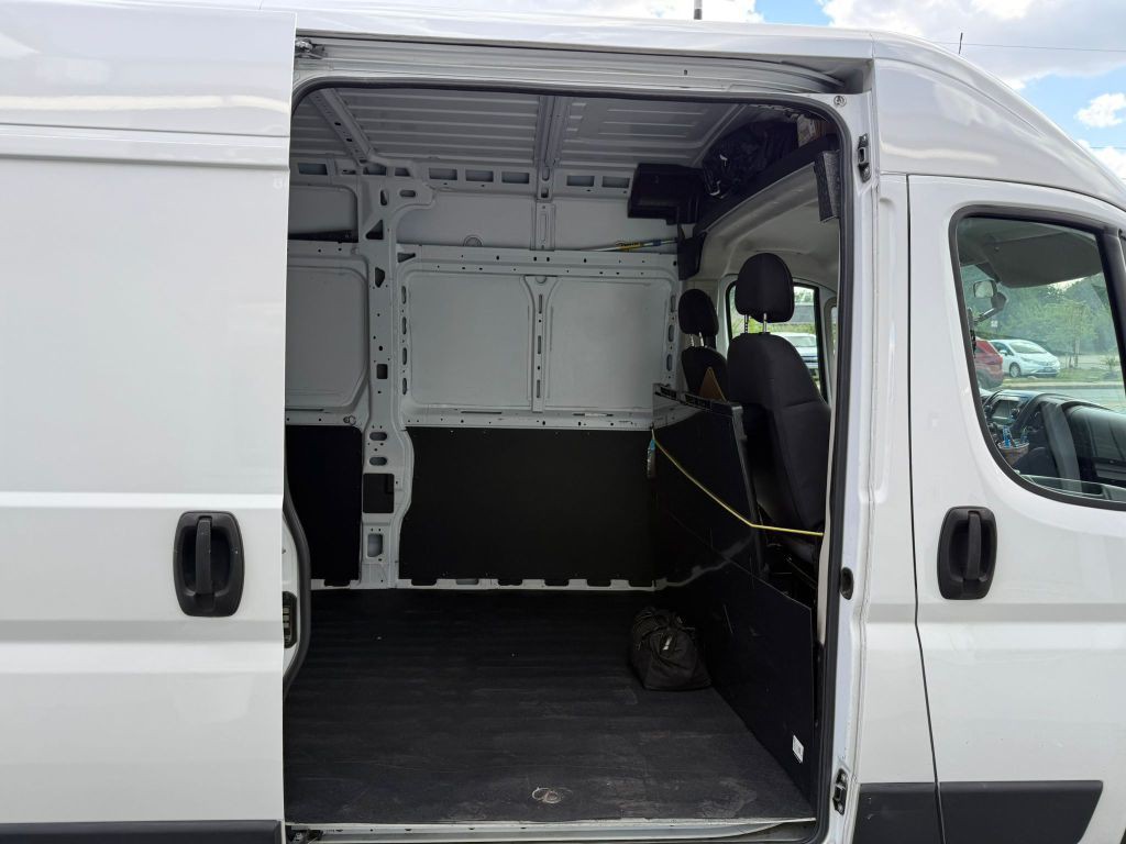 2020 RAM Promaster Image 23