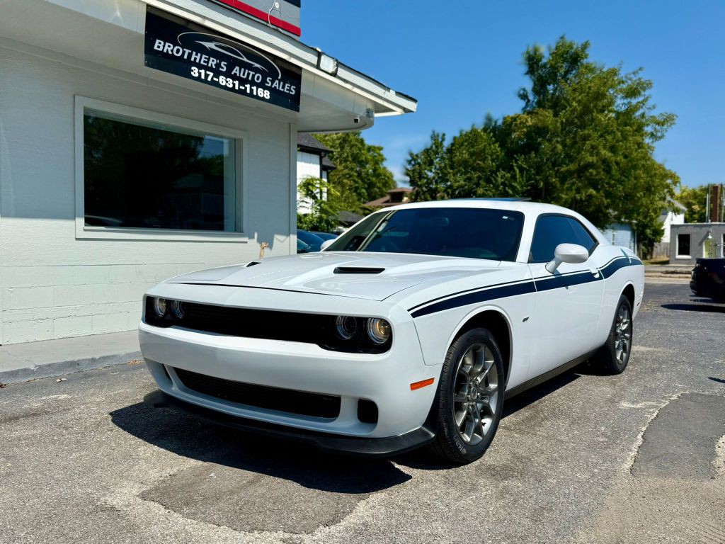 2017 Dodge Challenger Image 3