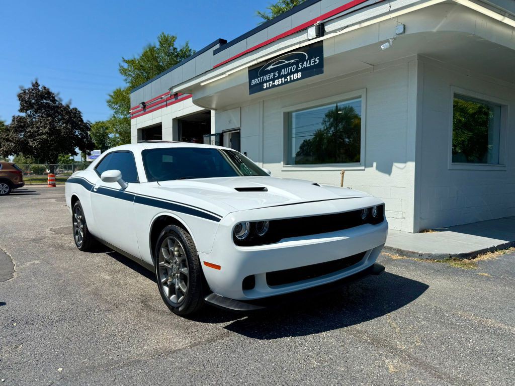 2017 Dodge Challenger Image 5