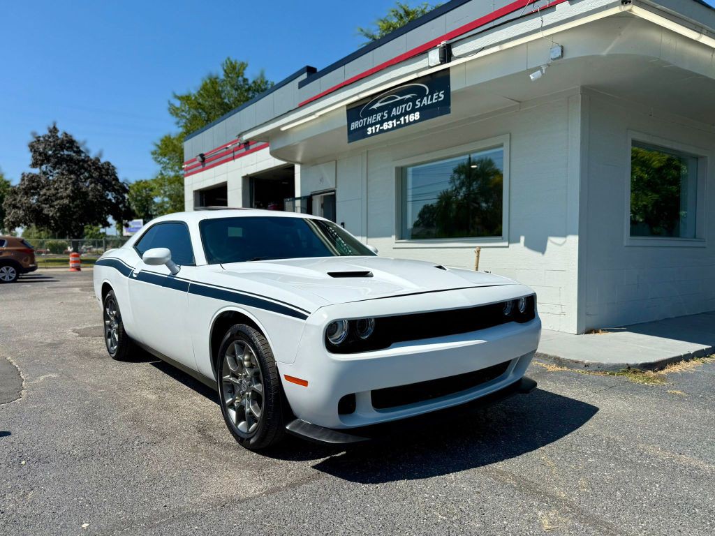 2017 Dodge Challenger Image 7