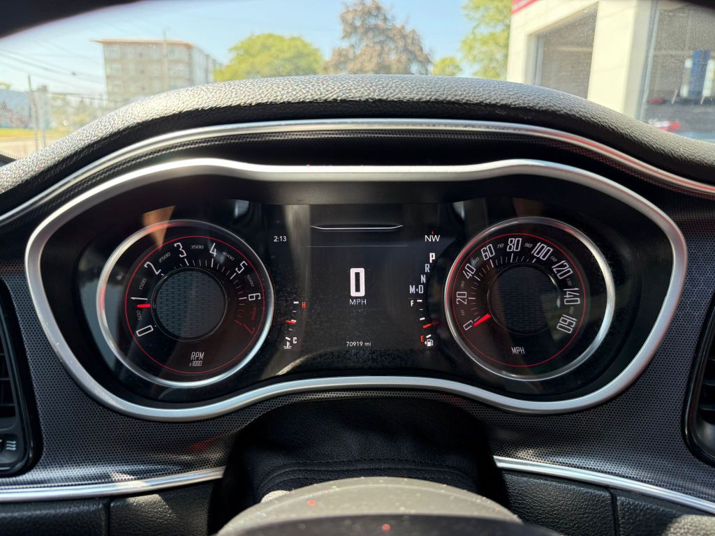 2017 Dodge Challenger Image 23