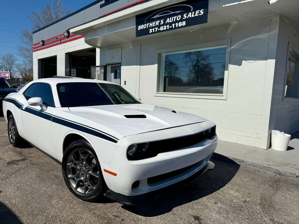 2017 Dodge Challenger Image 7