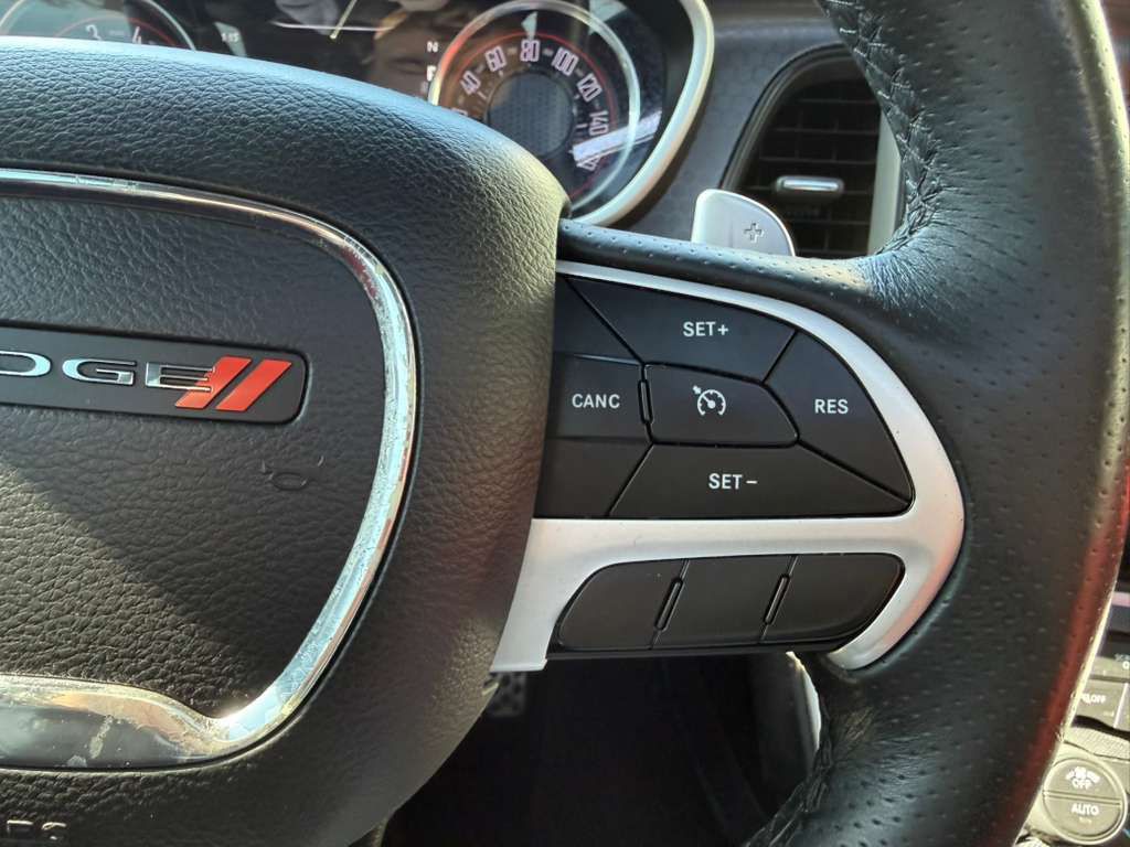 2017 Dodge Challenger Image 32