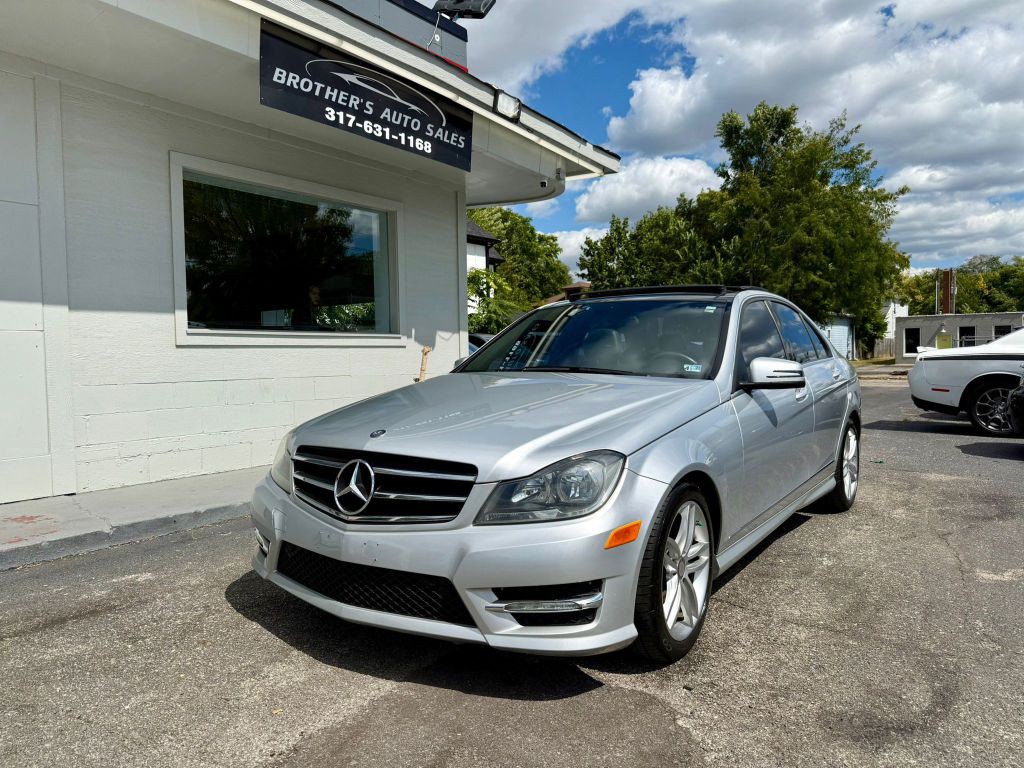 2014 Mercedes-Benz C-Class Image 1