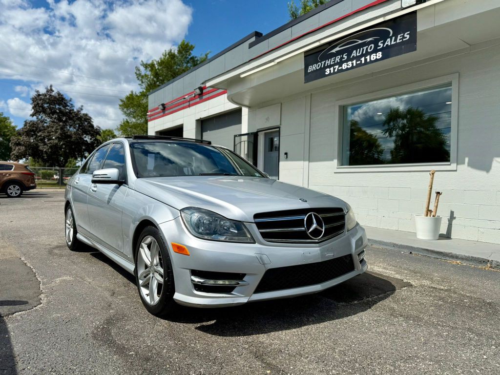 2014 Mercedes-Benz C-Class Image 6