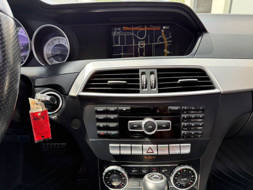 2014 Mercedes-Benz C-Class Image 23