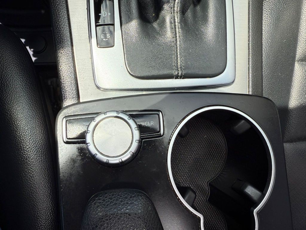 2014 Mercedes-Benz C-Class Image 36