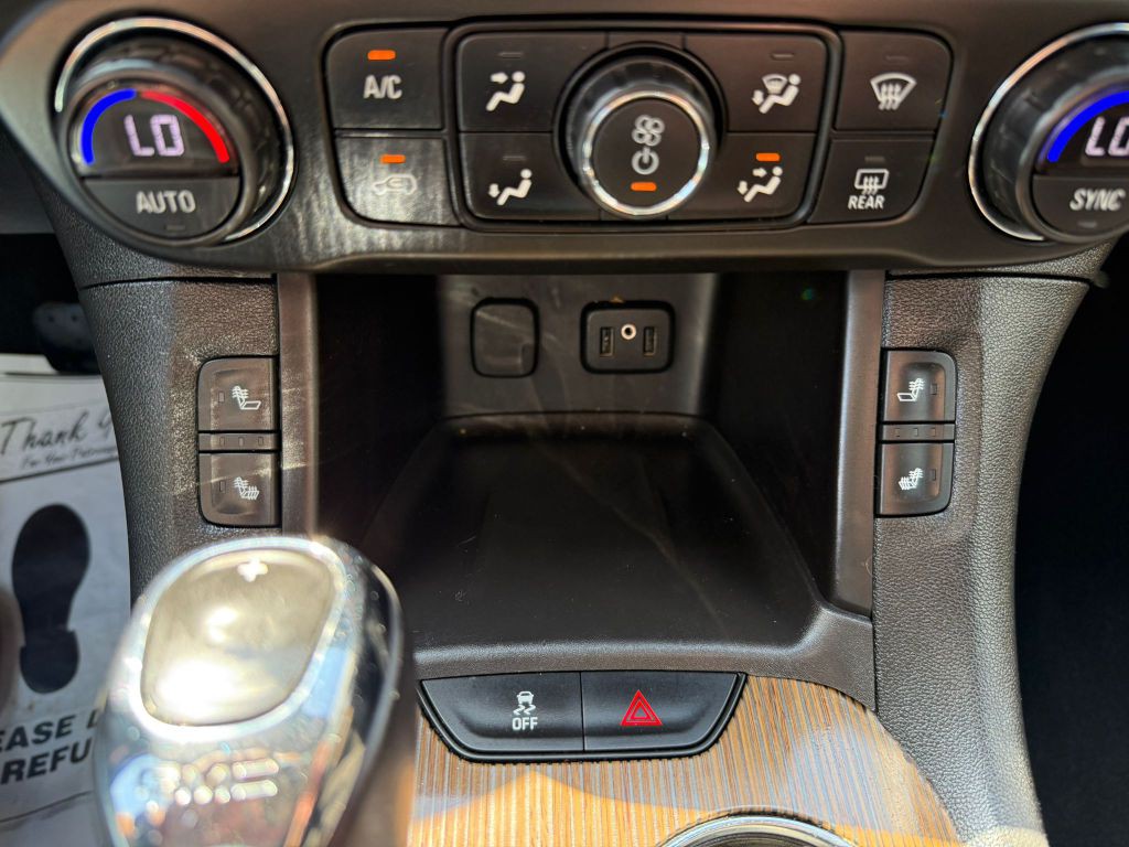 2018 GMC Acadia Image 28