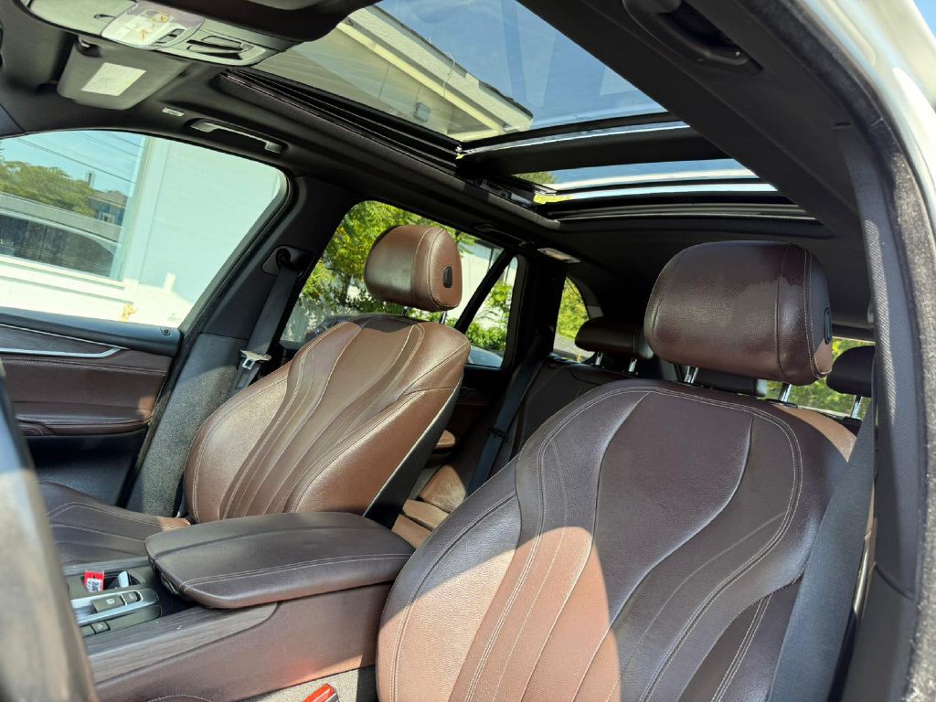 2015 BMW X5 Image 21