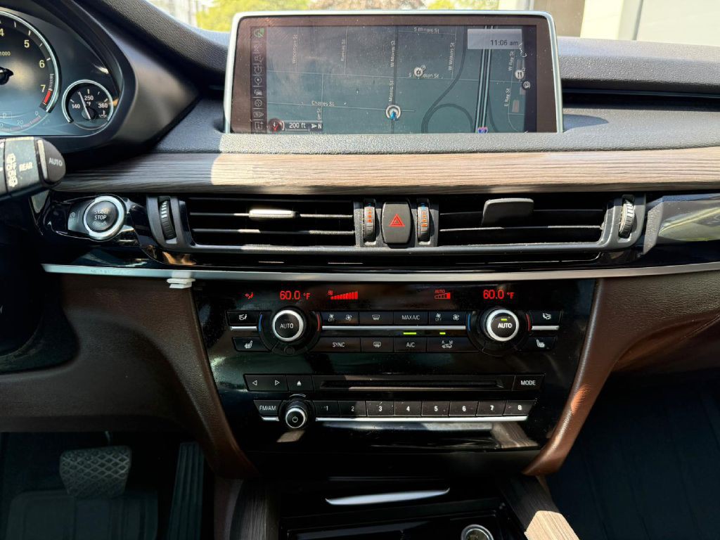 2015 BMW X5 Image 24