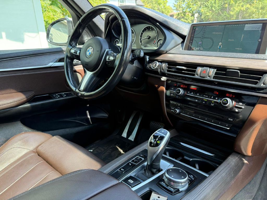 2015 BMW X5 Image 32