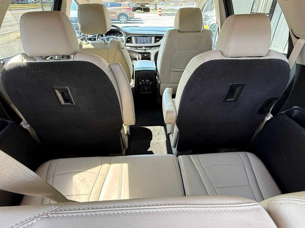 2021 Buick Enclave Image 33