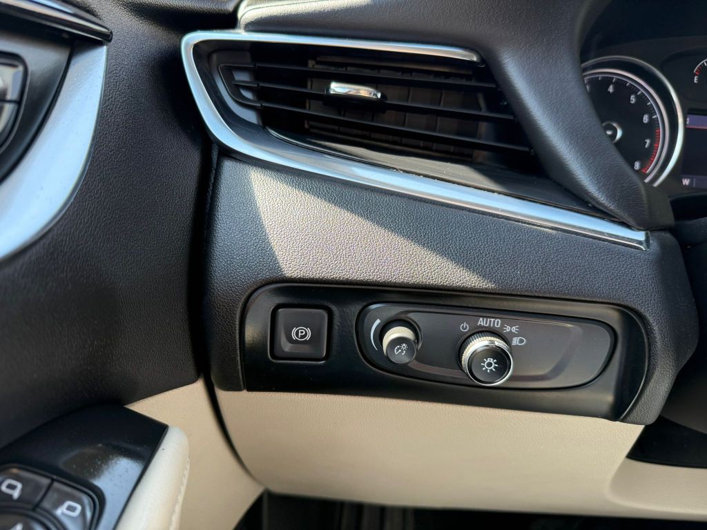 2021 Buick Enclave Image 37