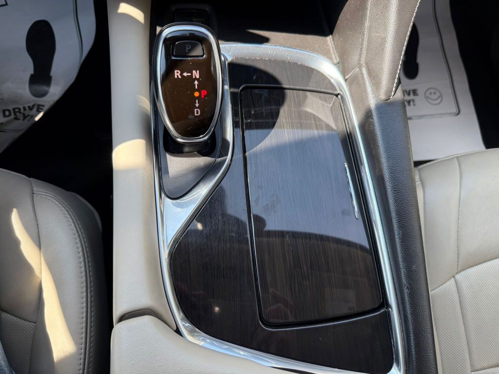 2021 Buick Enclave Image 38