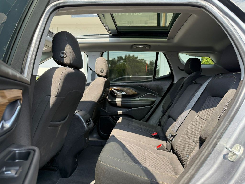 2021 GMC Terrain Image 19