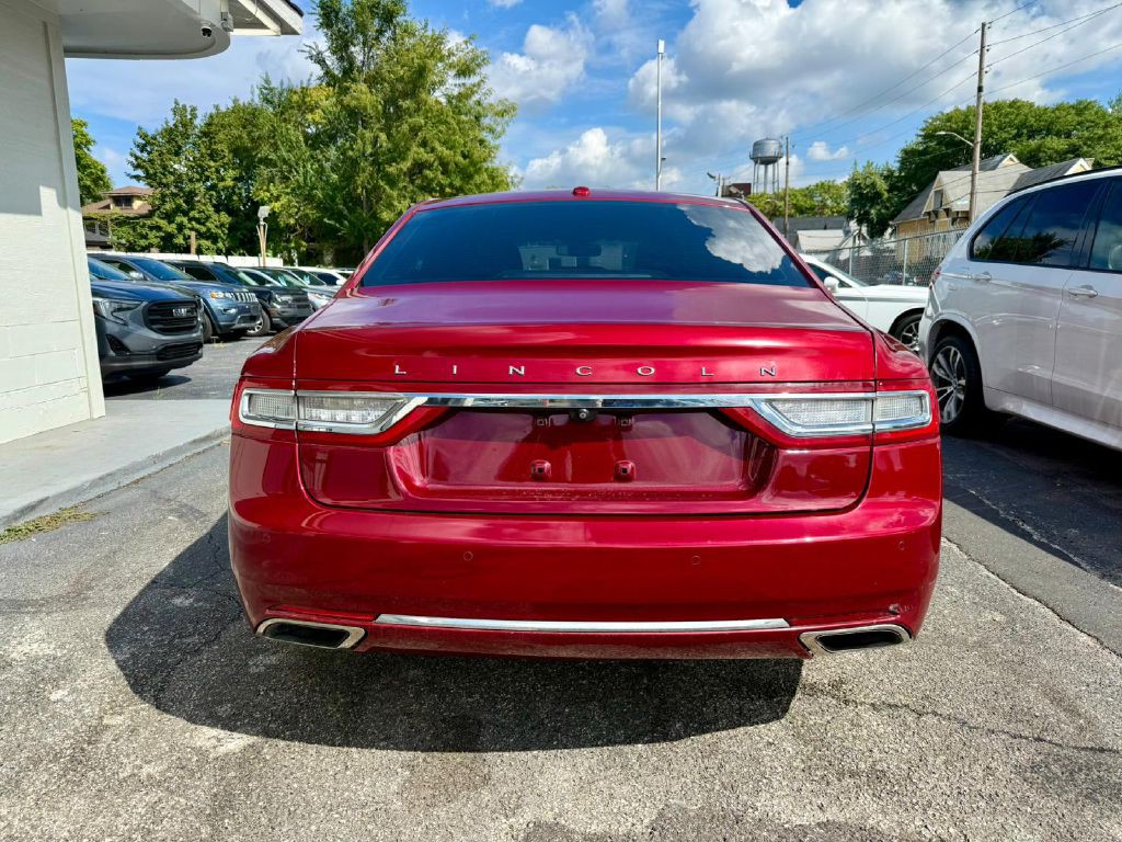 2017 Lincoln Continental Image 13