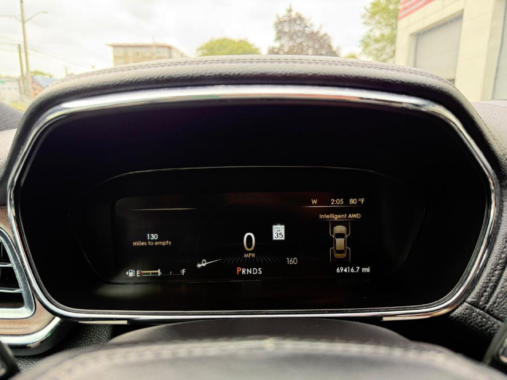 2017 Lincoln Continental Image 20