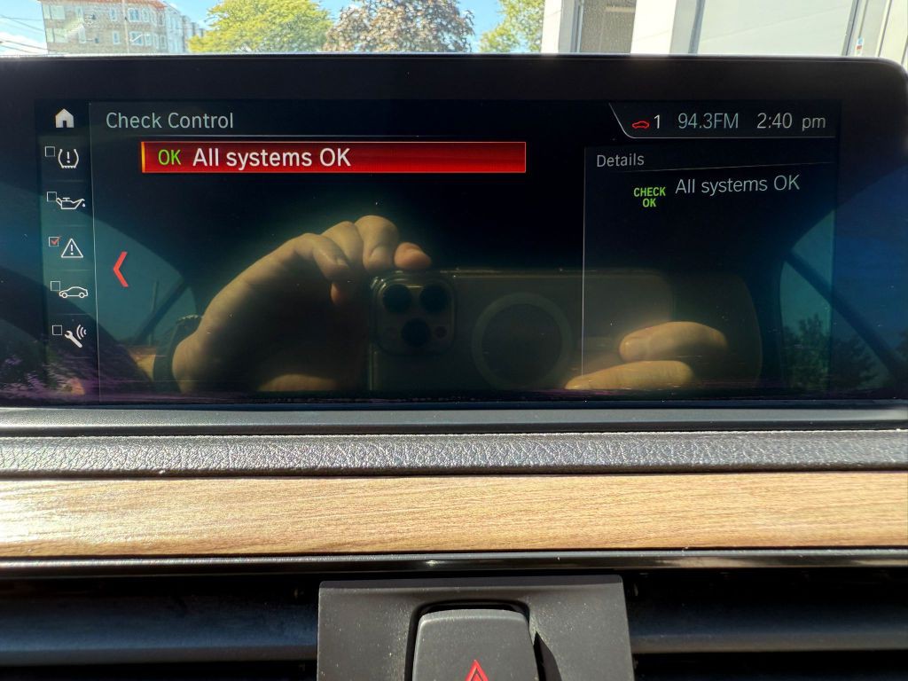 2018 BMW 2 Series Image 27