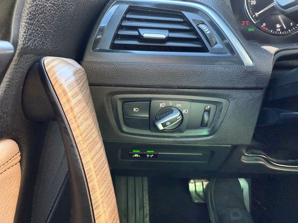 2018 BMW 2 Series Image 36