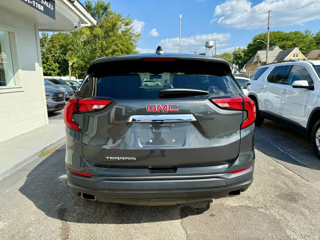 2018 GMC Terrain Image 12