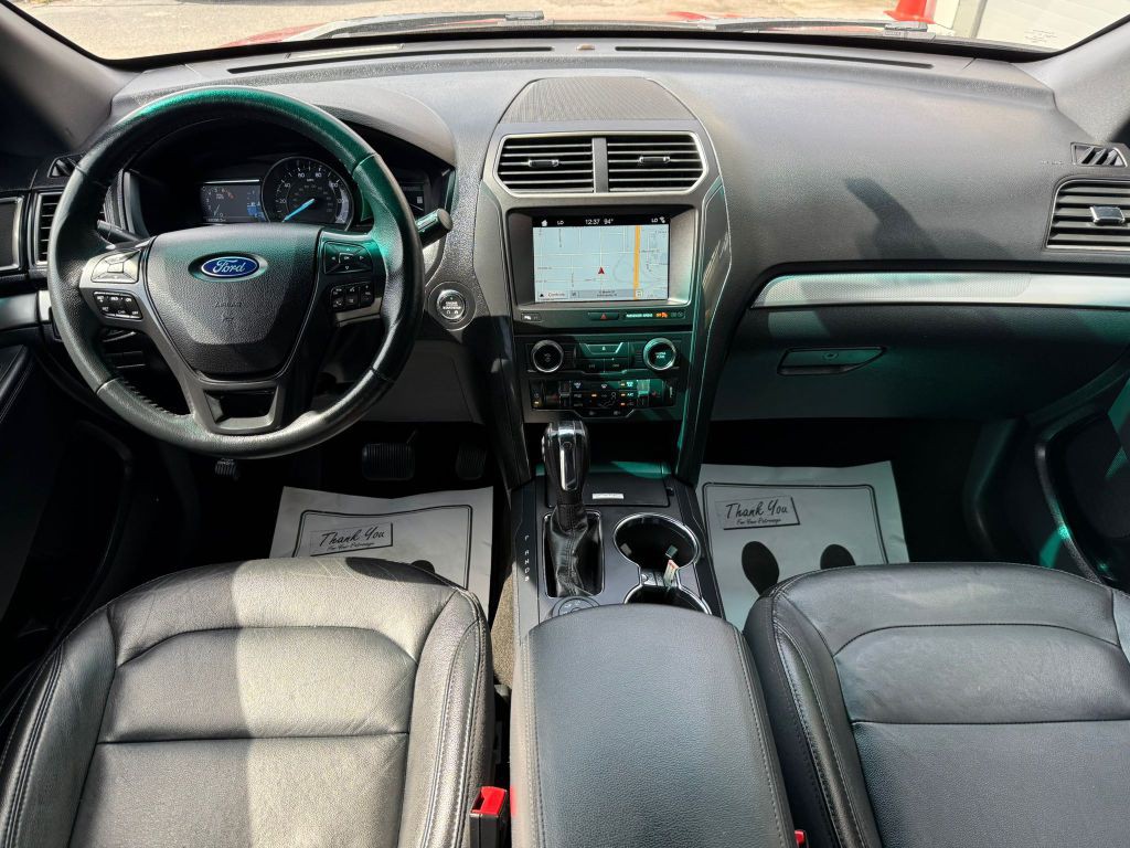 2018 Ford Explorer Image 15