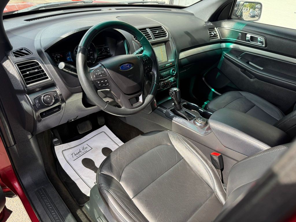 2018 Ford Explorer Image 16