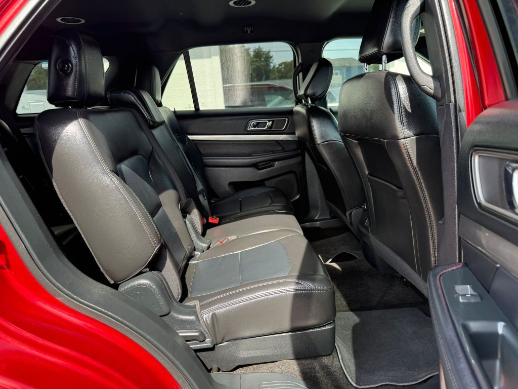 2018 Ford Explorer Image 20