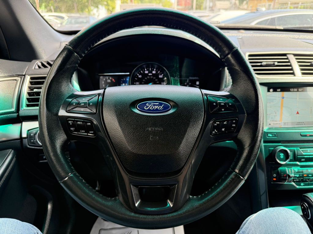 2018 Ford Explorer Image 24