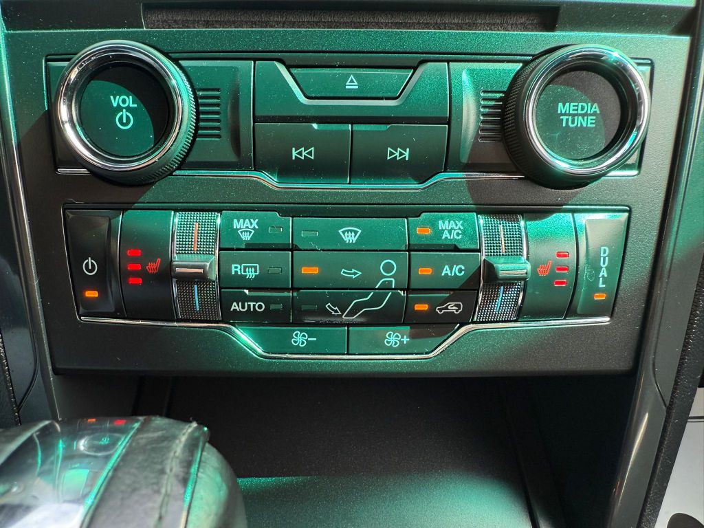 2018 Ford Explorer Image 31