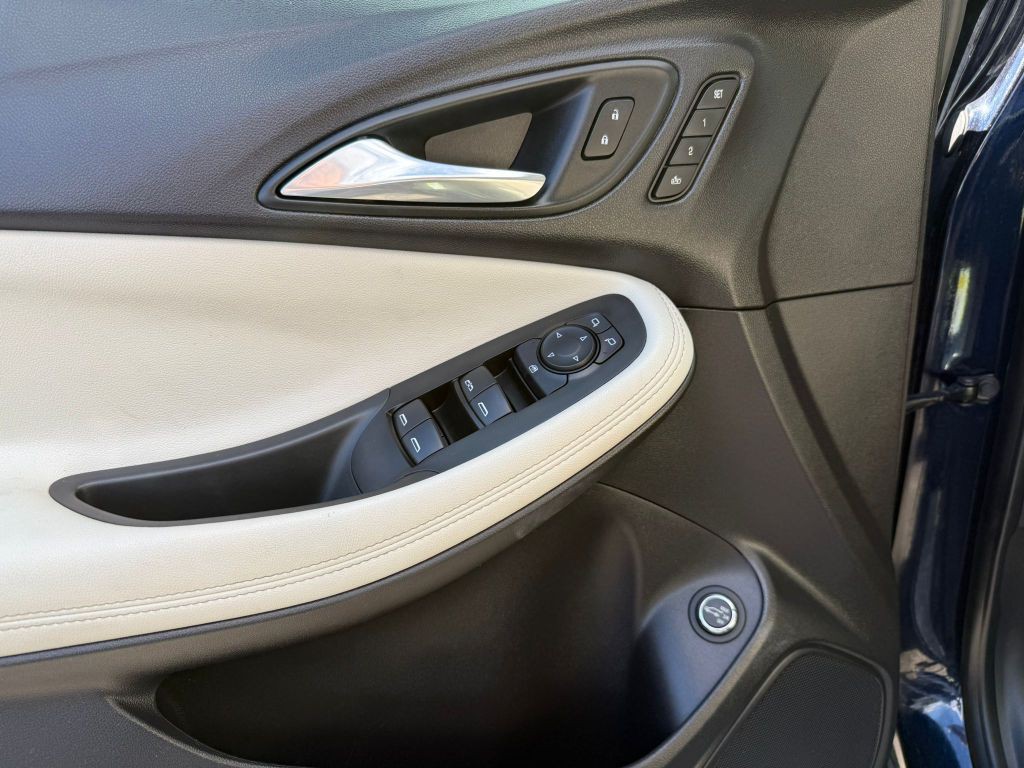 2020 Buick Enclave Image 36