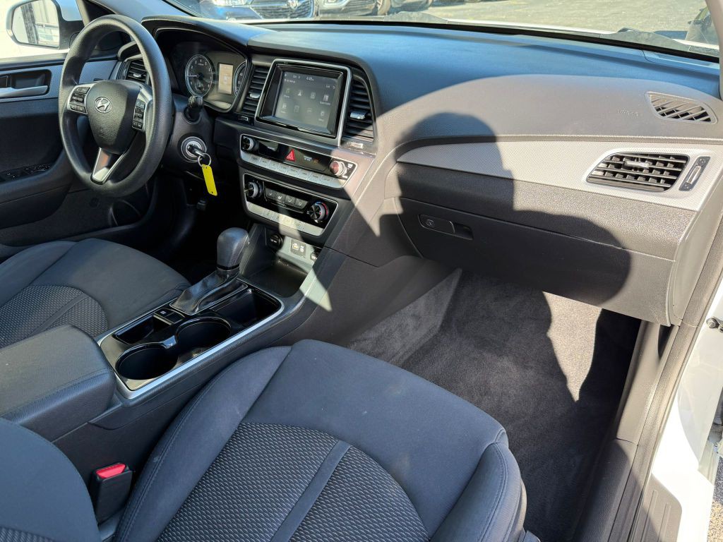 2018 Hyundai Sonata Image 16